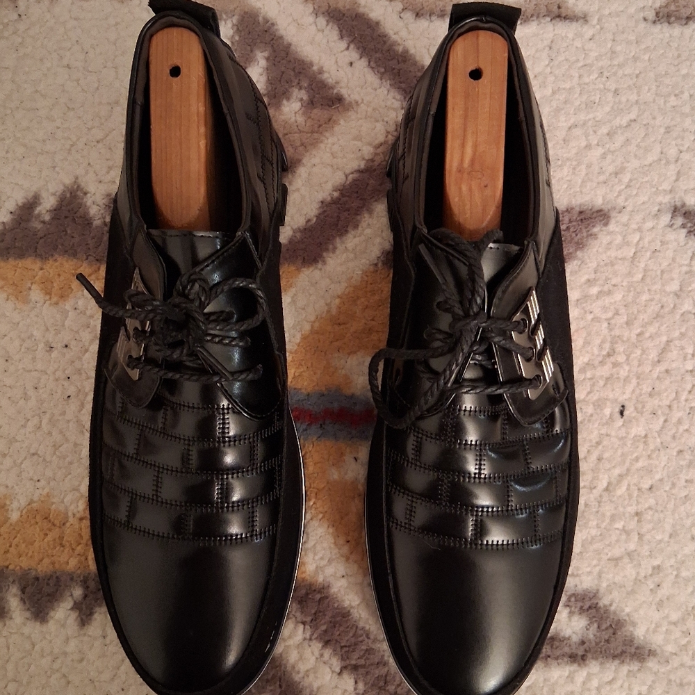Sleek Black Leather Oxfords